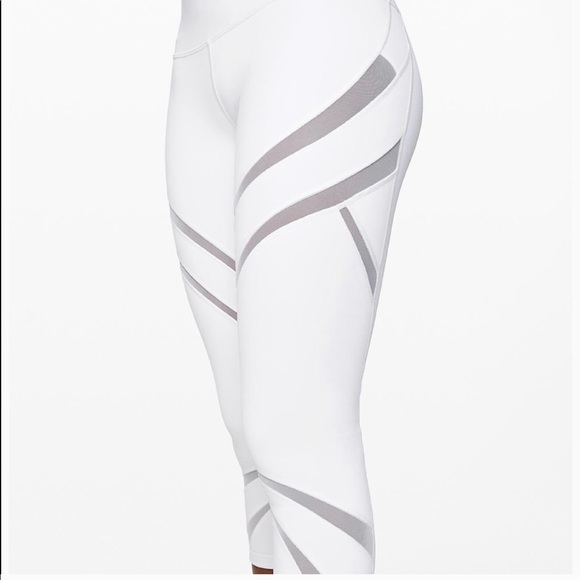 Lululemon NWT wunder under - Picture 3 of 6